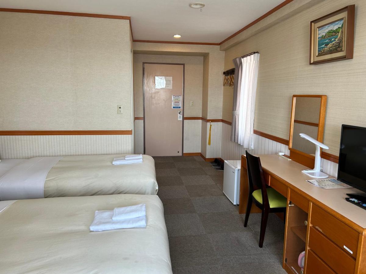 Hotel Tsukuba Hills Gakuen-Odori מראה חיצוני תמונה